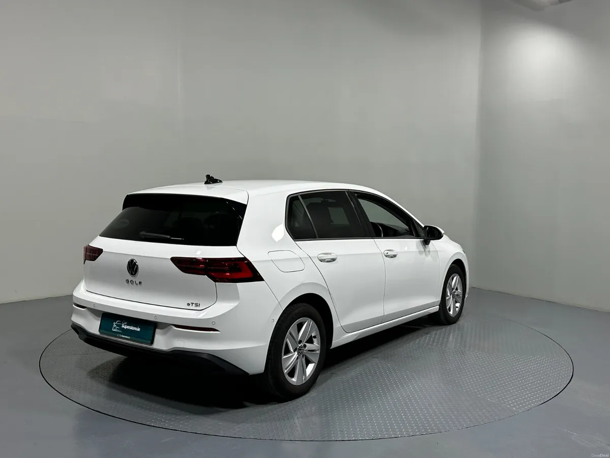 Volkswagen Golf 1.0 Tsi DSG Automatic 211 - Image 3