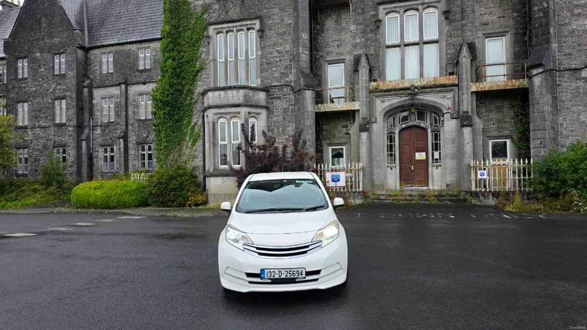 2013(132) Nissan Note 1.2 Rider Autech Automatic - Image 2