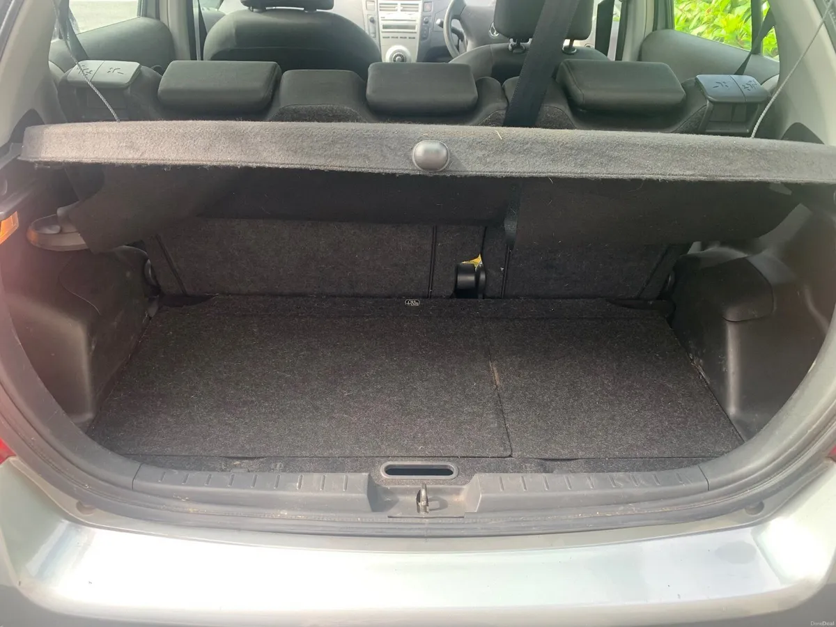 Toyota Yaris 2006 - Image 5