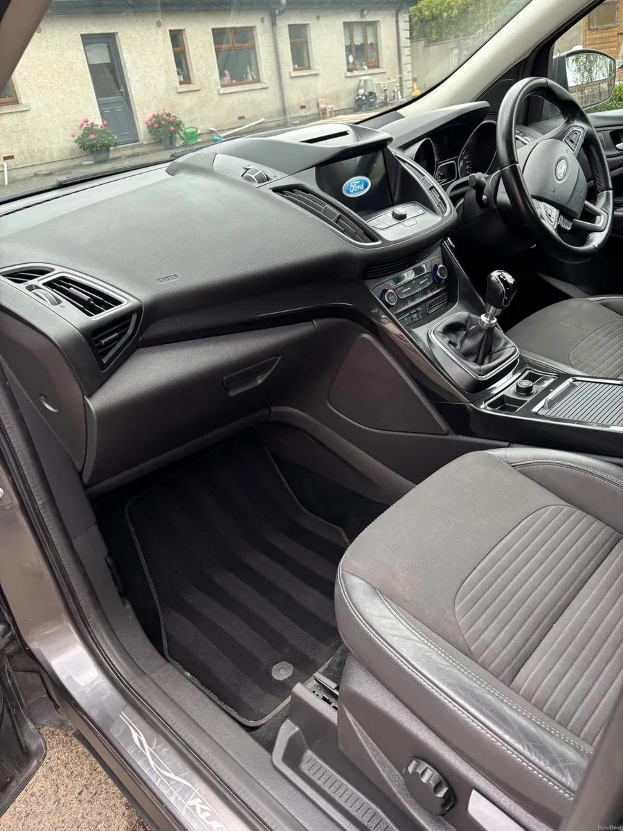 Ford Kuga 2018 - Image 3