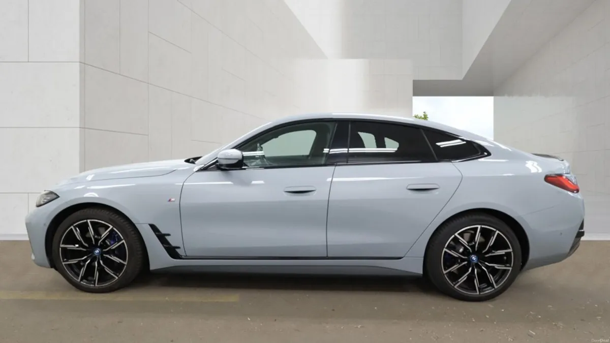 BMW i4 M Sport edrive 40 - Brooklyn Grey - Image 6