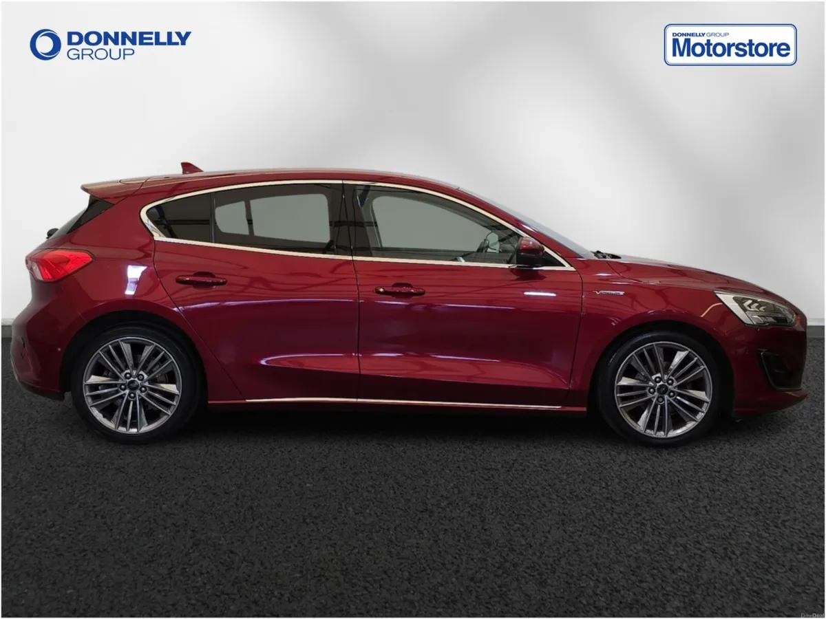 Ford Focus Vignale 1.0 EcoBoost 125 5dr - Image 3