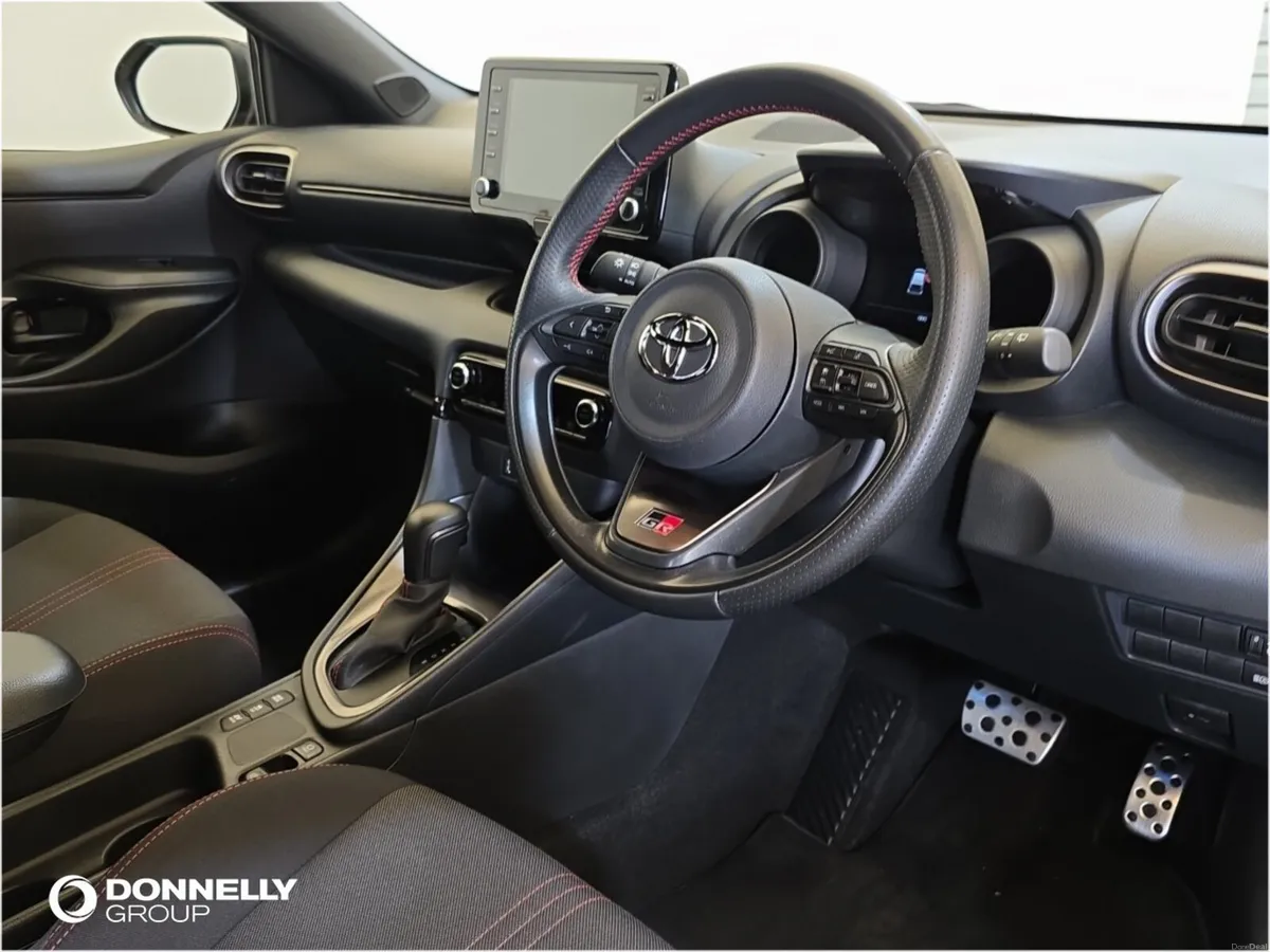 Toyota Yaris 1.5 Hybrid GR Sport 5dr CVT - Image 4
