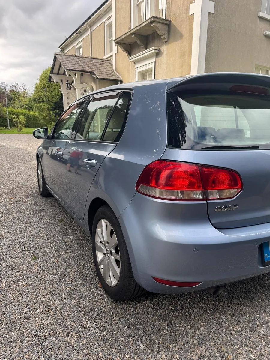 Volkswagen Golf 2010 - Image 6