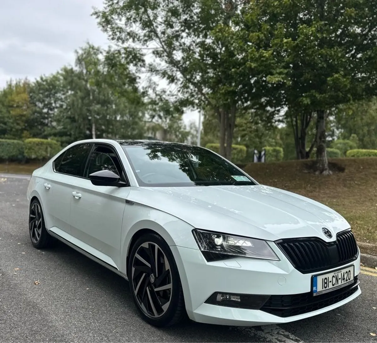 2018 Skoda Superb Sportline Dsg / Pan roof - Image 3
