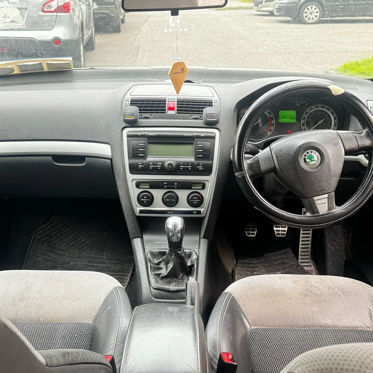 Skoda Octavia VRS 2.0TDI Taxed Quick Sale - Image 6