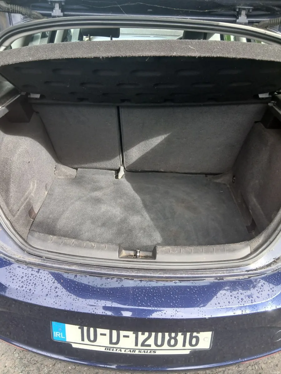 SEAT Leon 2010 - Image 4