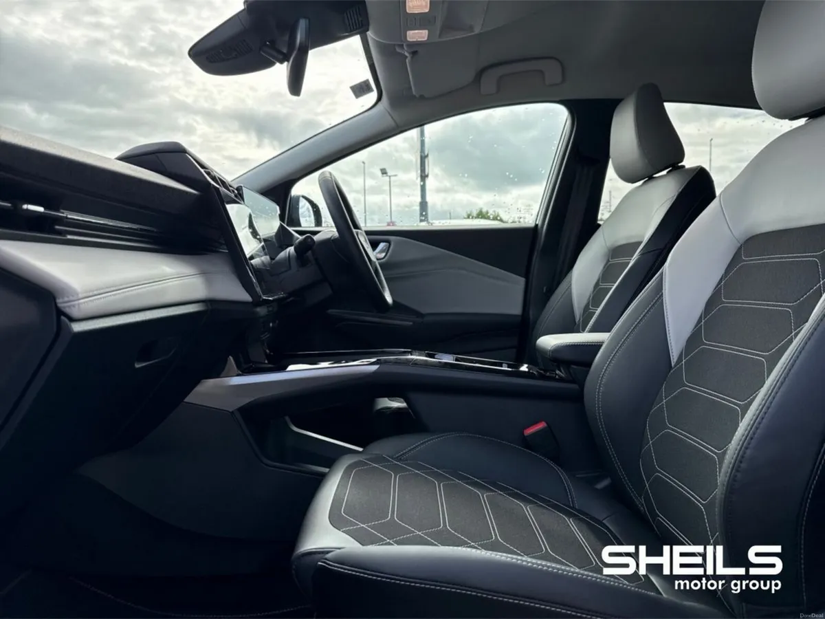 Ford Puma EV 53KWH 168PS Premium - Image 5