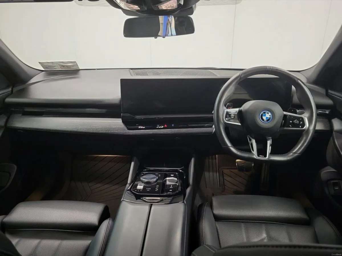 BMW 5-Series 530e M Sport - Image 4