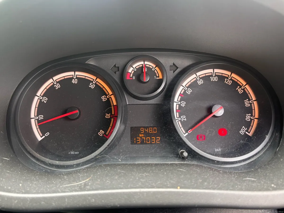 Opel corsa 1.2 - Image 3