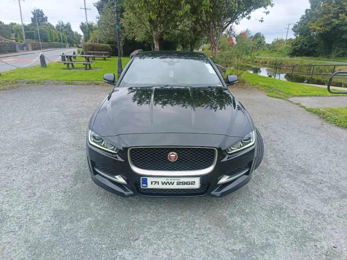 Jaguar XE 17 r-sport 180bhp - Image 4
