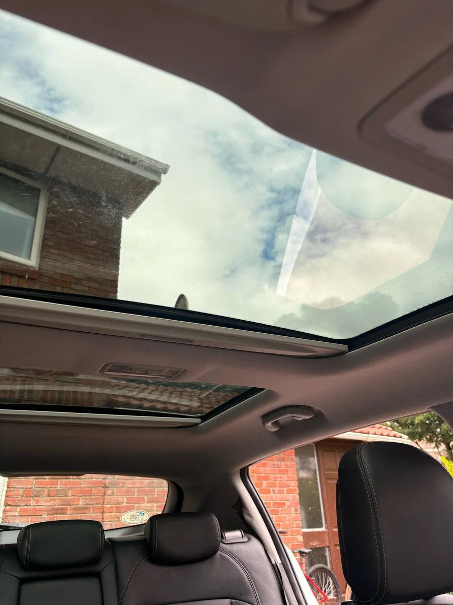 2014 sportage with apple carplay - Image 6