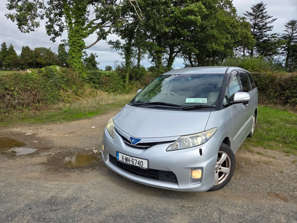 Toyota Estima 2011 - Image 1