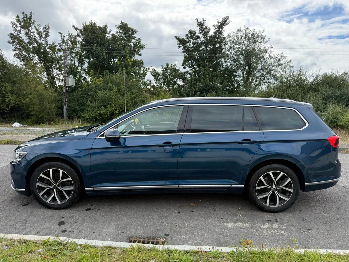 2022 VW Passat 2.0 TDI Auto New Belt NCT 2028 - Image 4