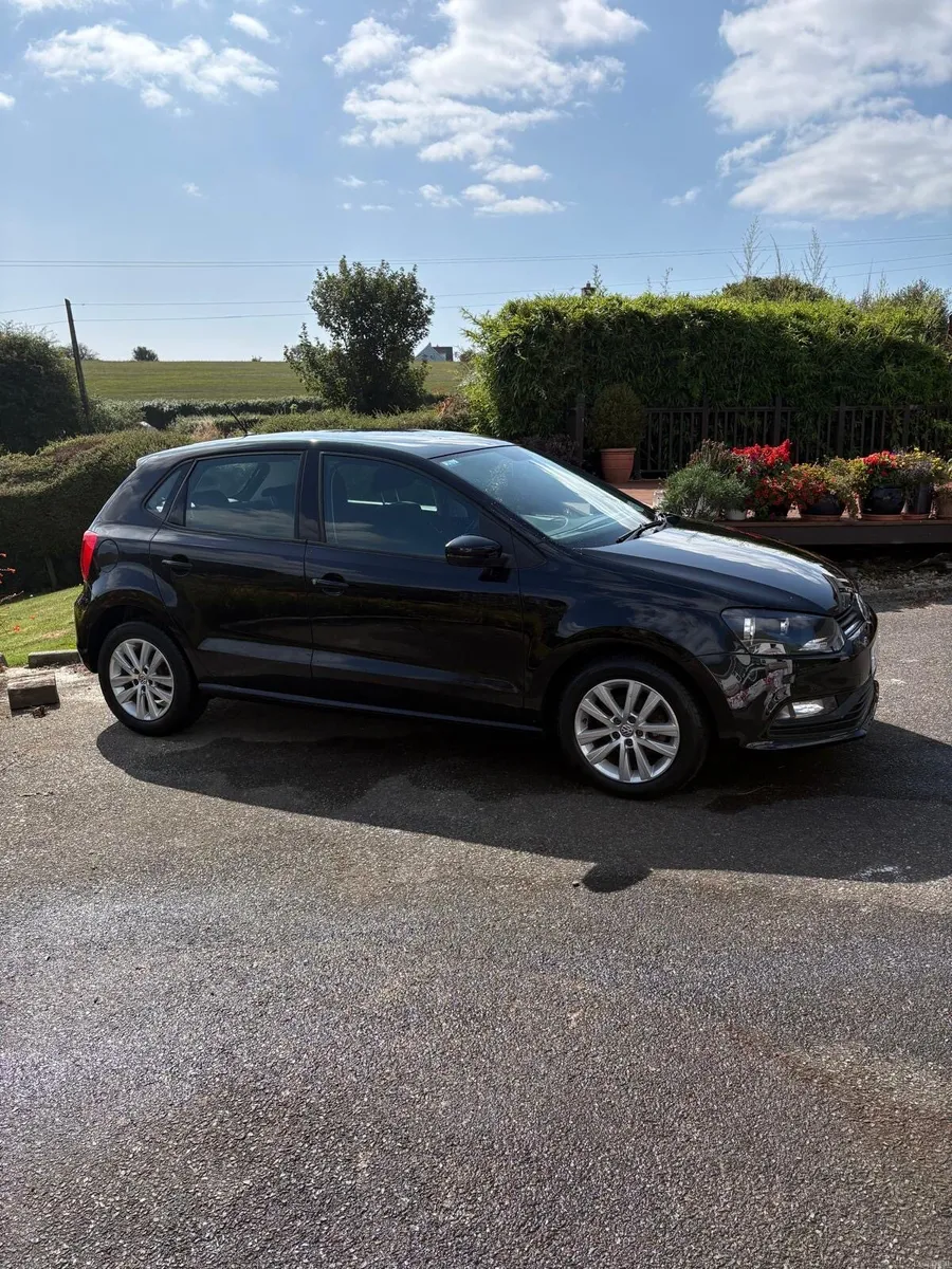 Volkswagen Polo Hatchback Black Petrol 1L - Image 3