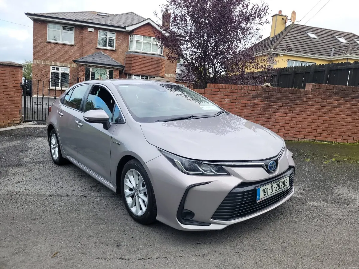 191 Toyota Corolla Hybrid New Nct 10-28 - Image 1