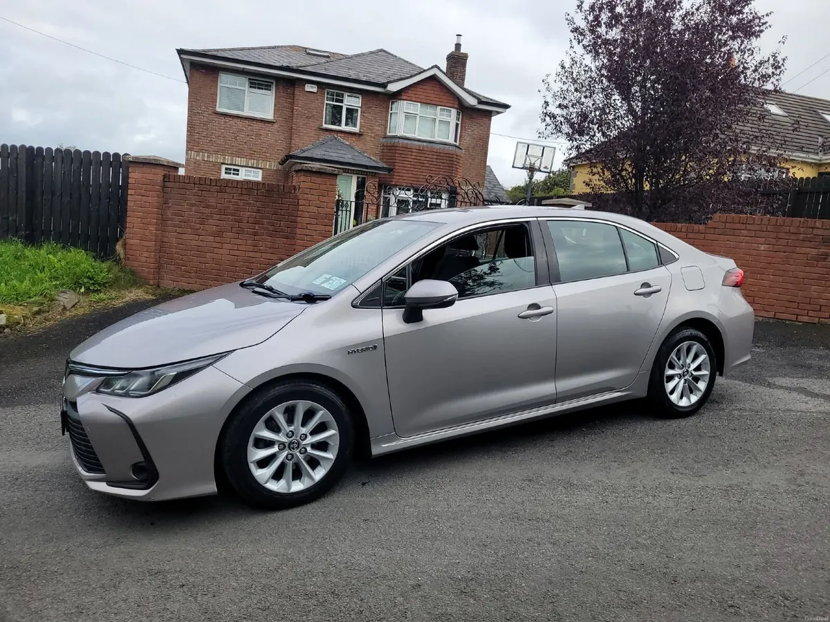 191 Toyota Corolla Hybrid New Nct 10-28 - Image 6