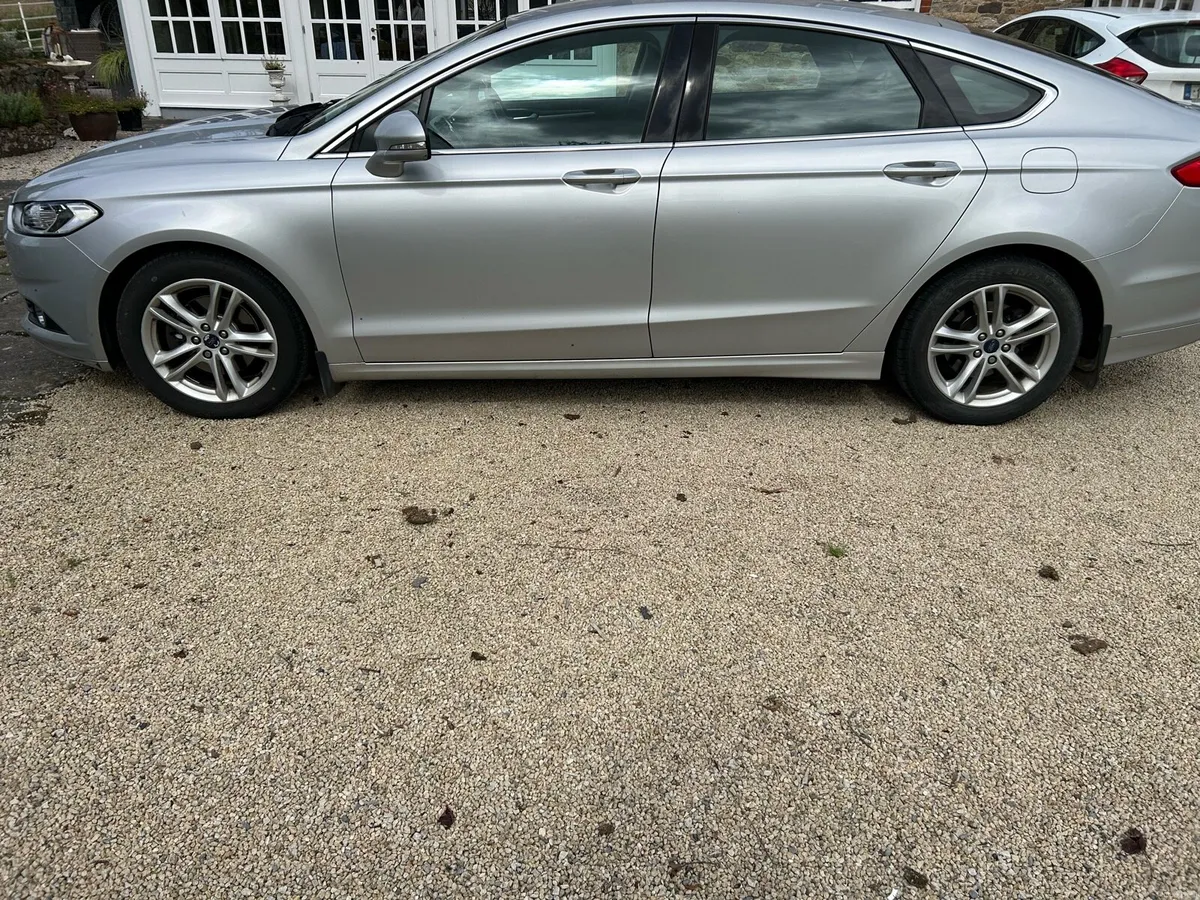 2018 Ford Mondeo 1.5 TDCi 120PS 5DR - Image 3