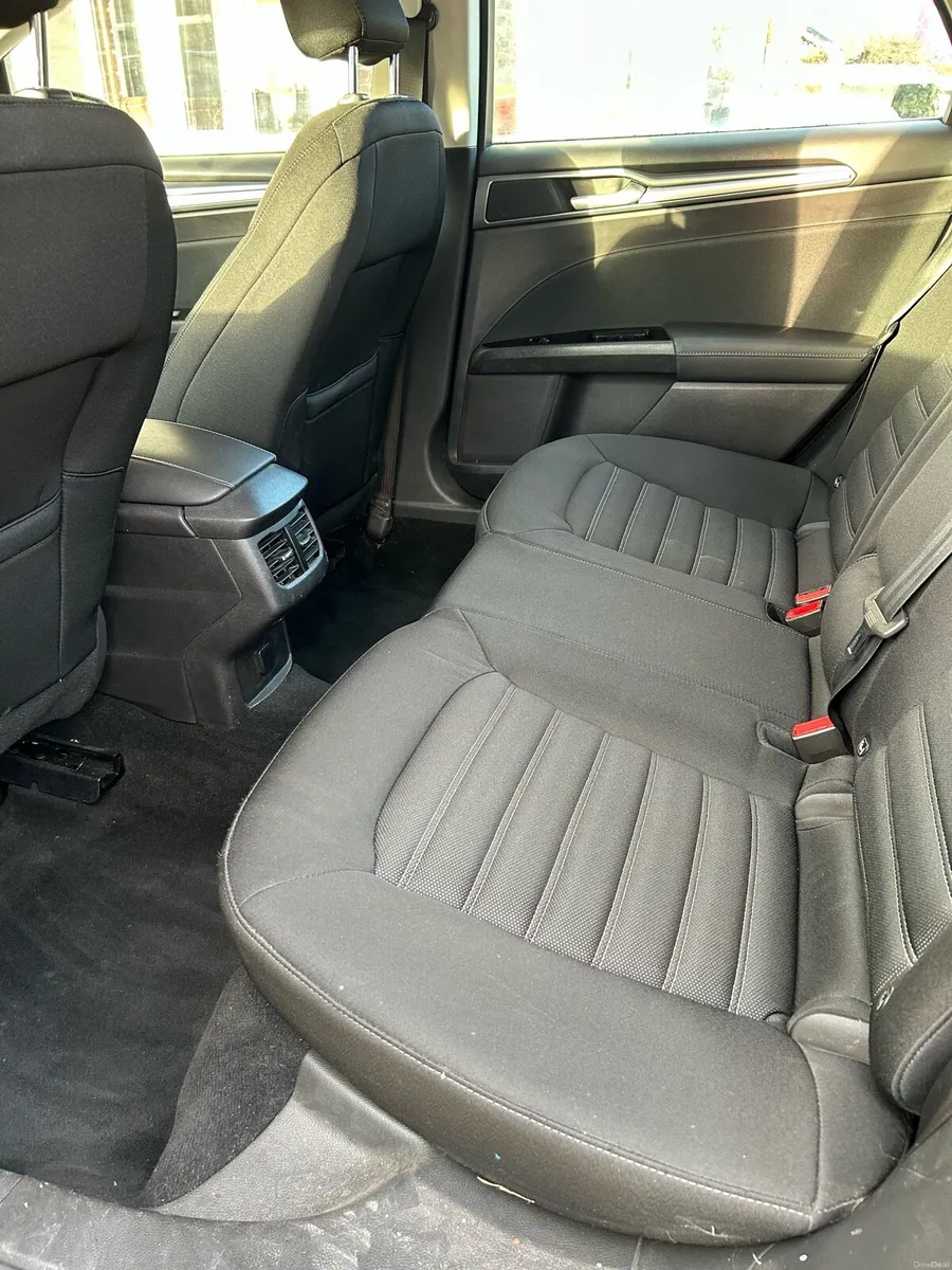 2018 Ford Mondeo 1.5 TDCi 120PS 5DR - Image 6
