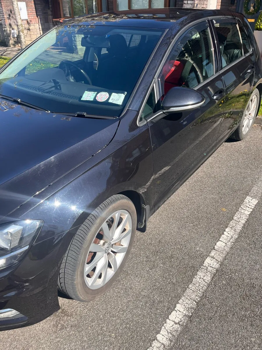 Low mileage VW GOLF - Image 5