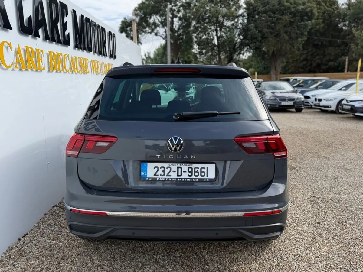 Volkswagen Tiguan Life 2.0tdi D7F 150HP 5DR Auto - Image 5