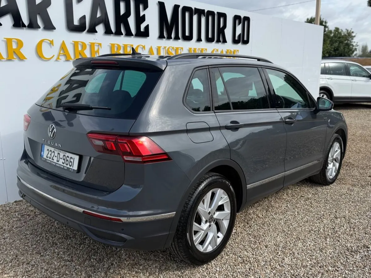 Volkswagen Tiguan Life 2.0tdi D7F 150HP 5DR Auto - Image 4