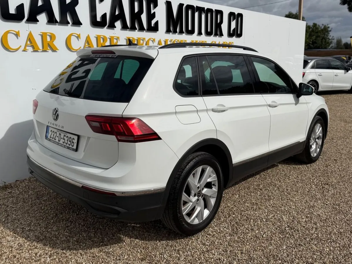 Volkswagen Tiguan Life 2.0tdi D7F 150HP 5DR Auto - Image 4