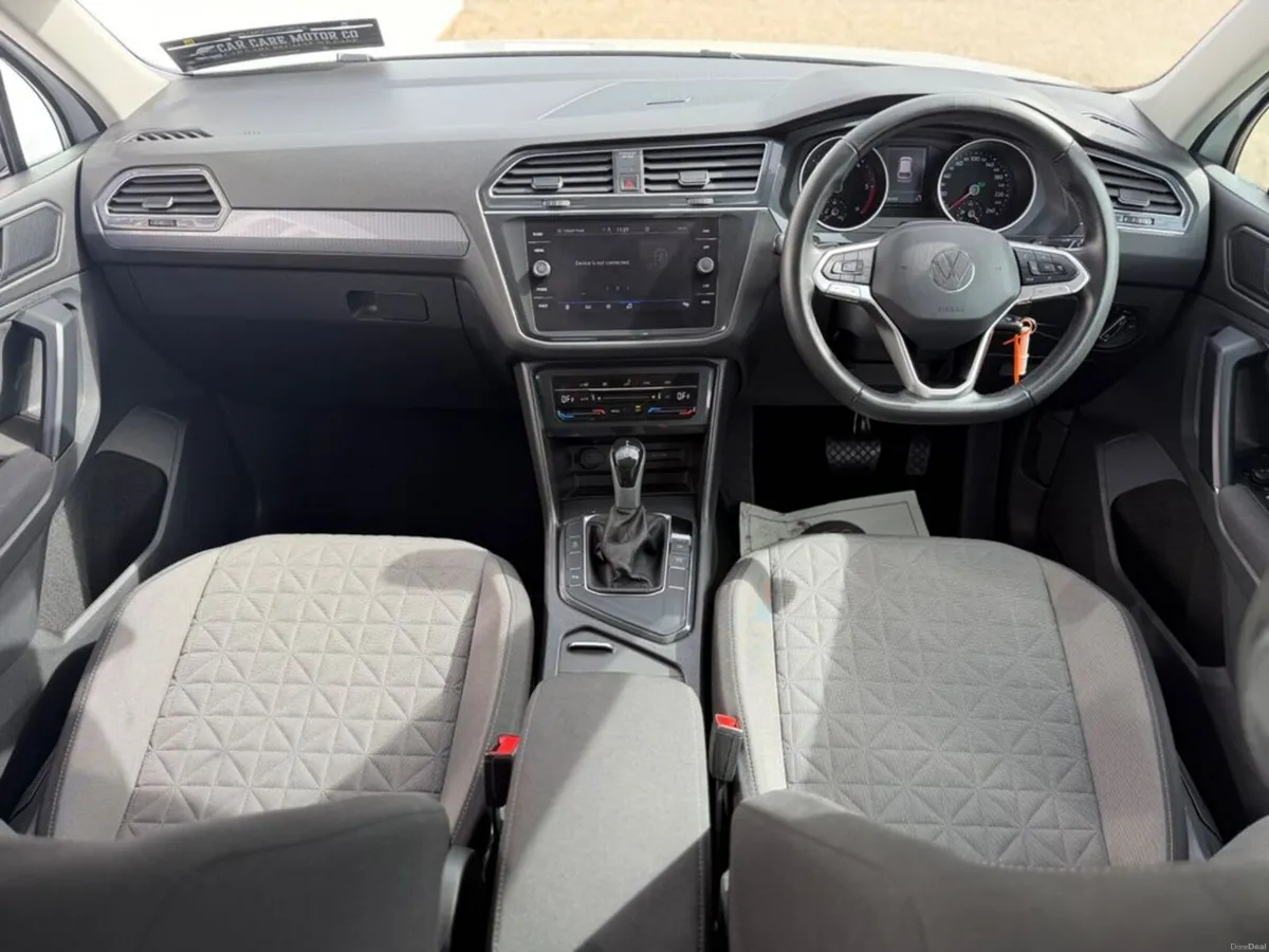 Volkswagen Tiguan Life 2.0tdi D7F 150HP 5DR Auto - Image 6