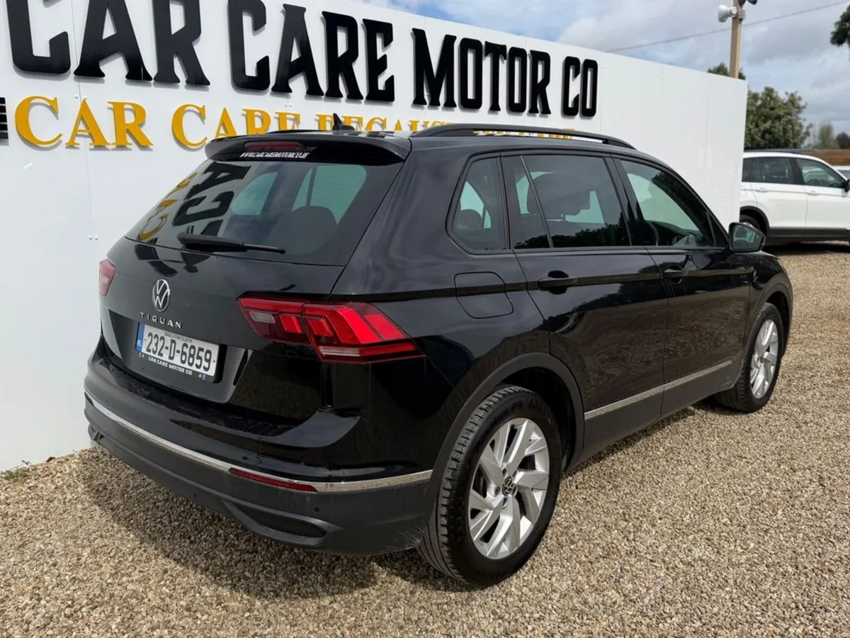 Volkswagen Tiguan Life 2.0tdi D7F 150HP 5DR Auto - Image 4