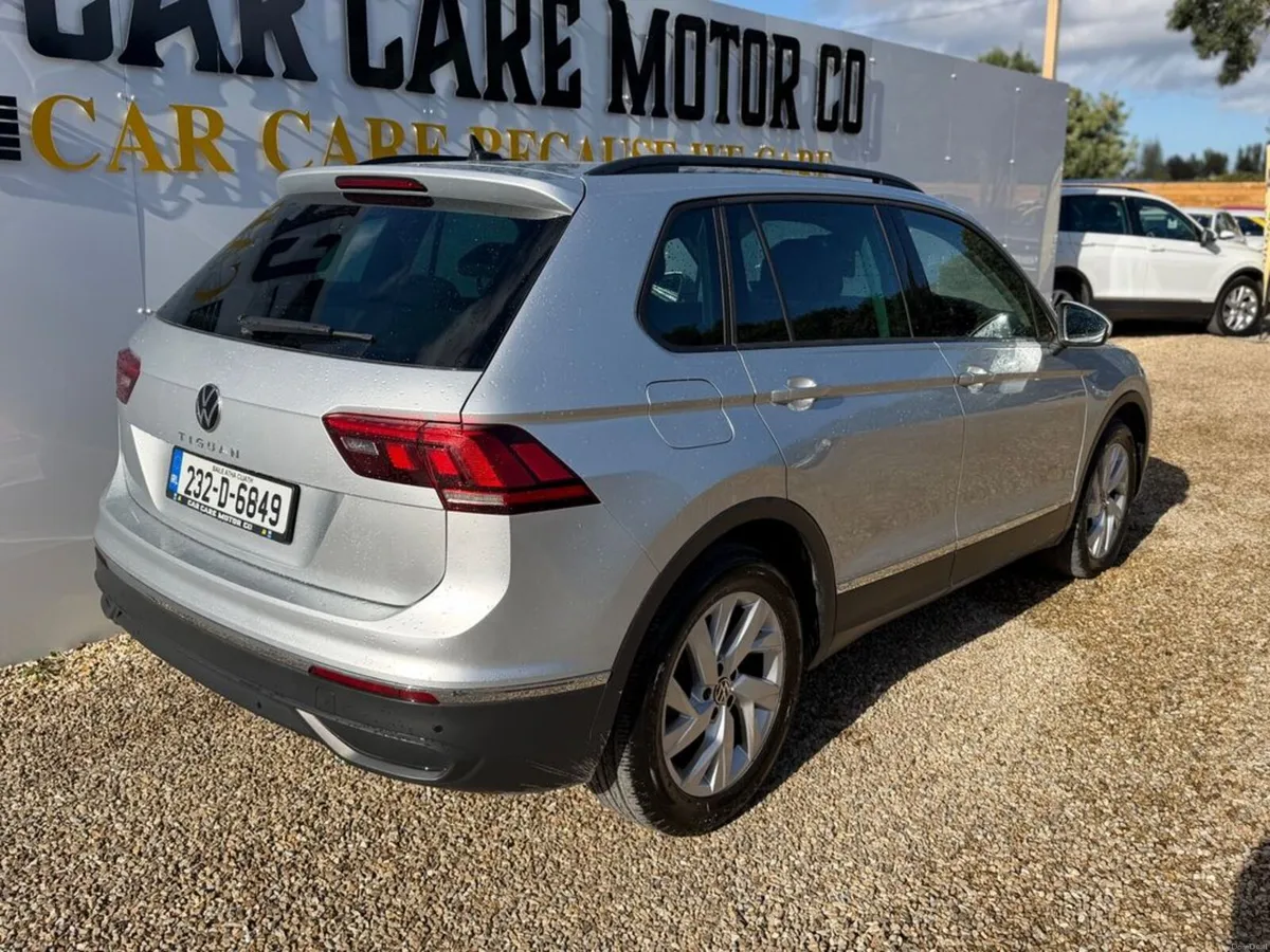 Volkswagen Tiguan Life 2.0tdi D7F 150HP 5DR Auto - Image 4