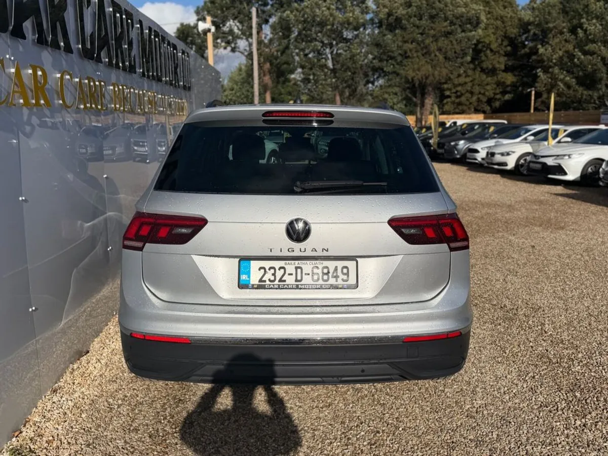 Volkswagen Tiguan Life 2.0tdi D7F 150HP 5DR Auto - Image 5