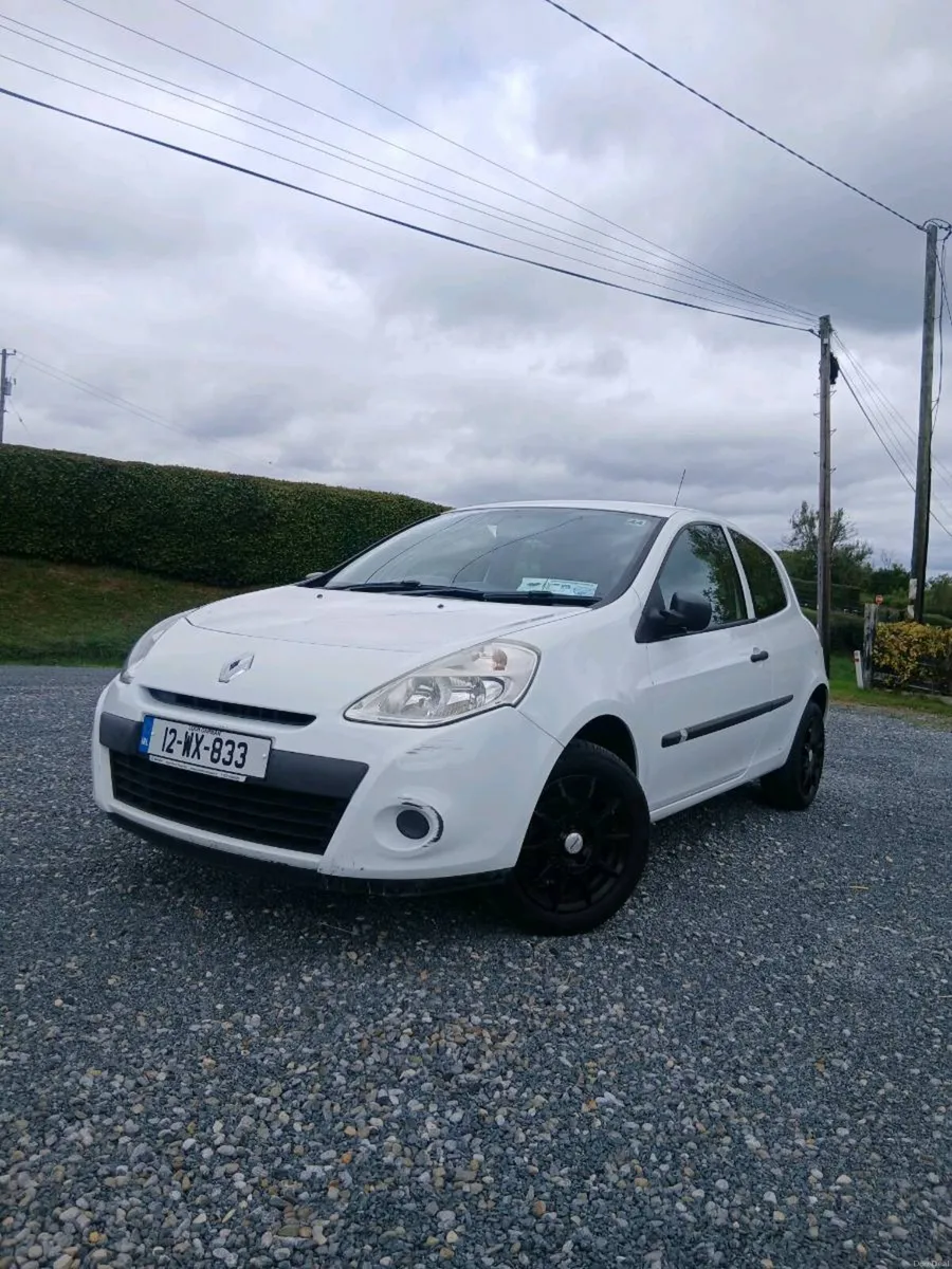 12 renault clio 1.2 petrol new nct - Image 5