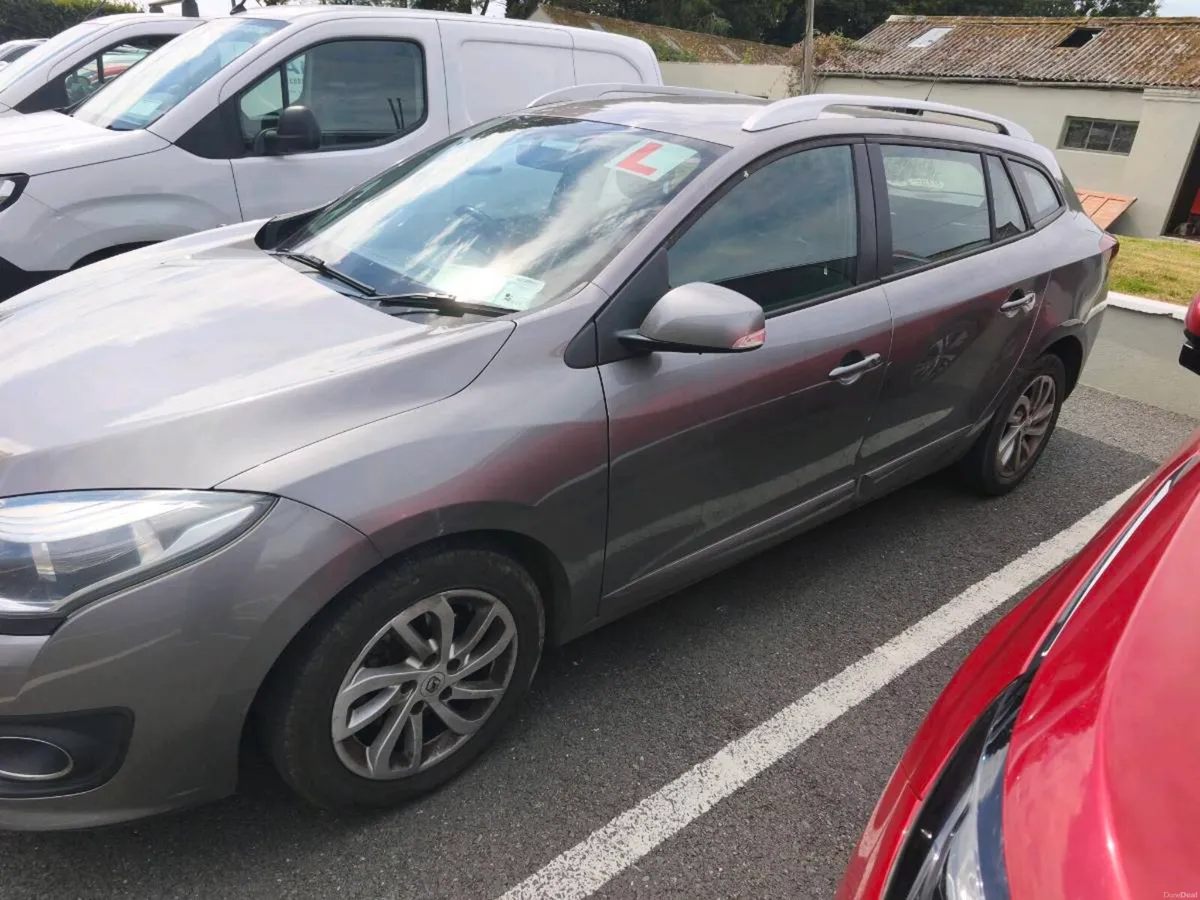 Renault Grand Megane, Taxed 01/27, NCT Fail - Image 3