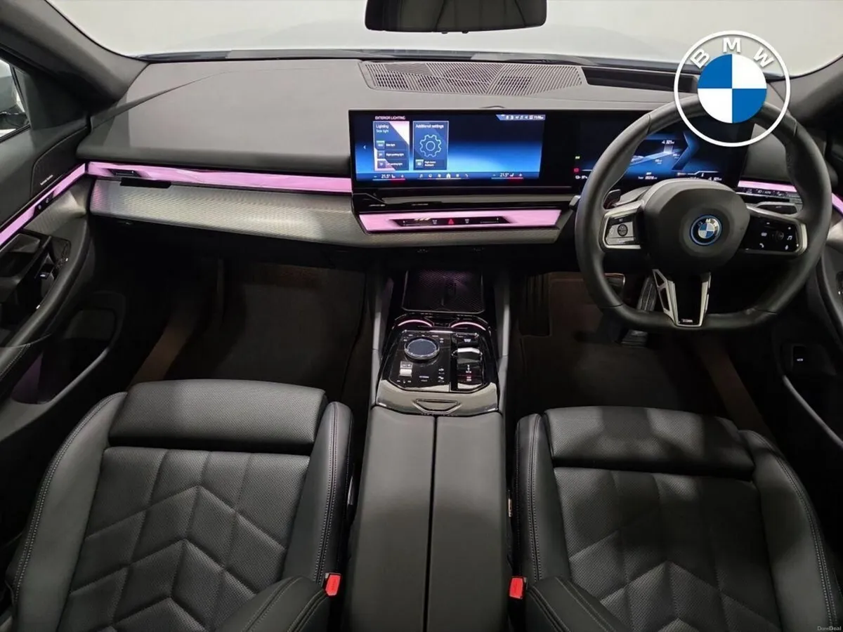 BMW i5 eDrive40 M Sport Pro Saloon - Image 4