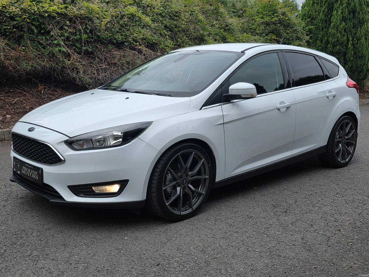 152 FORD FOCUS 1.5 TDCI 6 SPEED MANUAL - Image 4