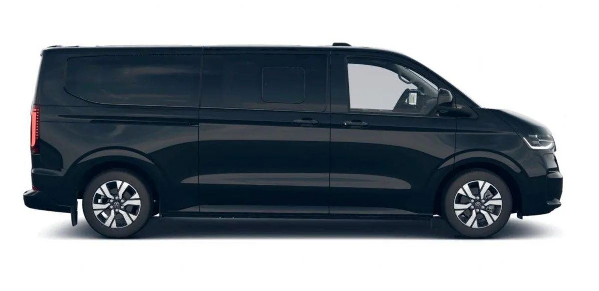 Volkswagen Caravelle 9 Seat Style PHEV 230hp - Image 5