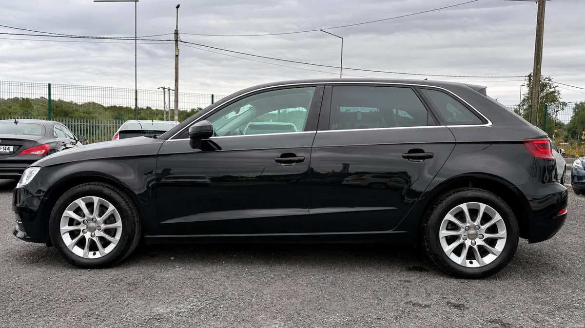 2014 Audi A3 Sportback 1.4 TFSI - Image 3