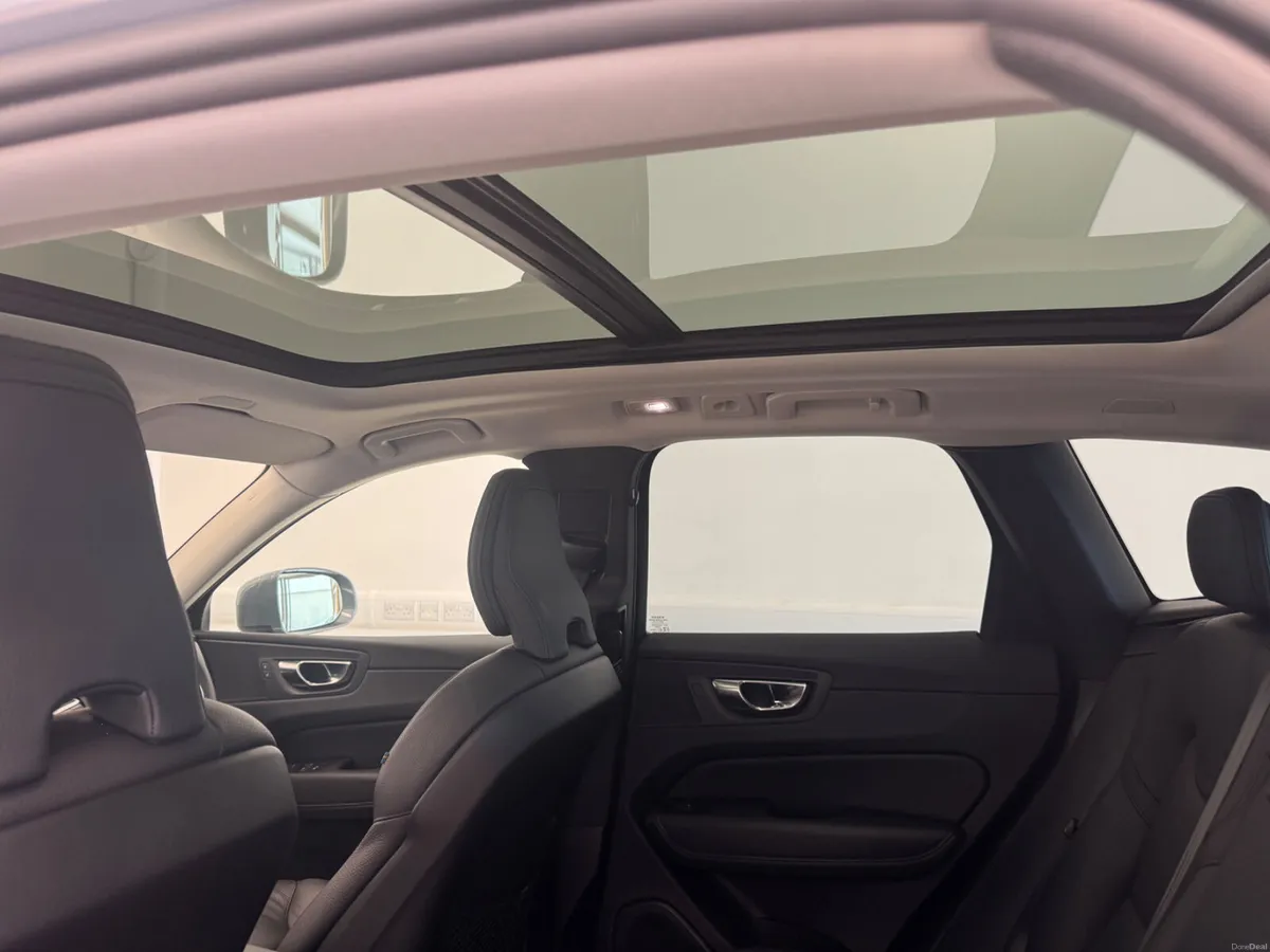 Volvo XC60 2024 - Image 6