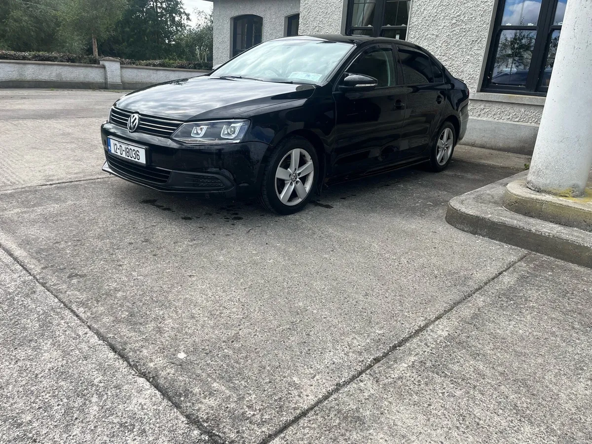 Volkswagen Jetta - Image 4
