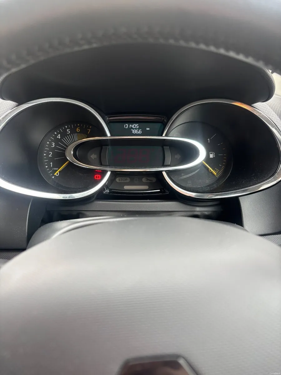 Renault Clio 2014 - Image 5