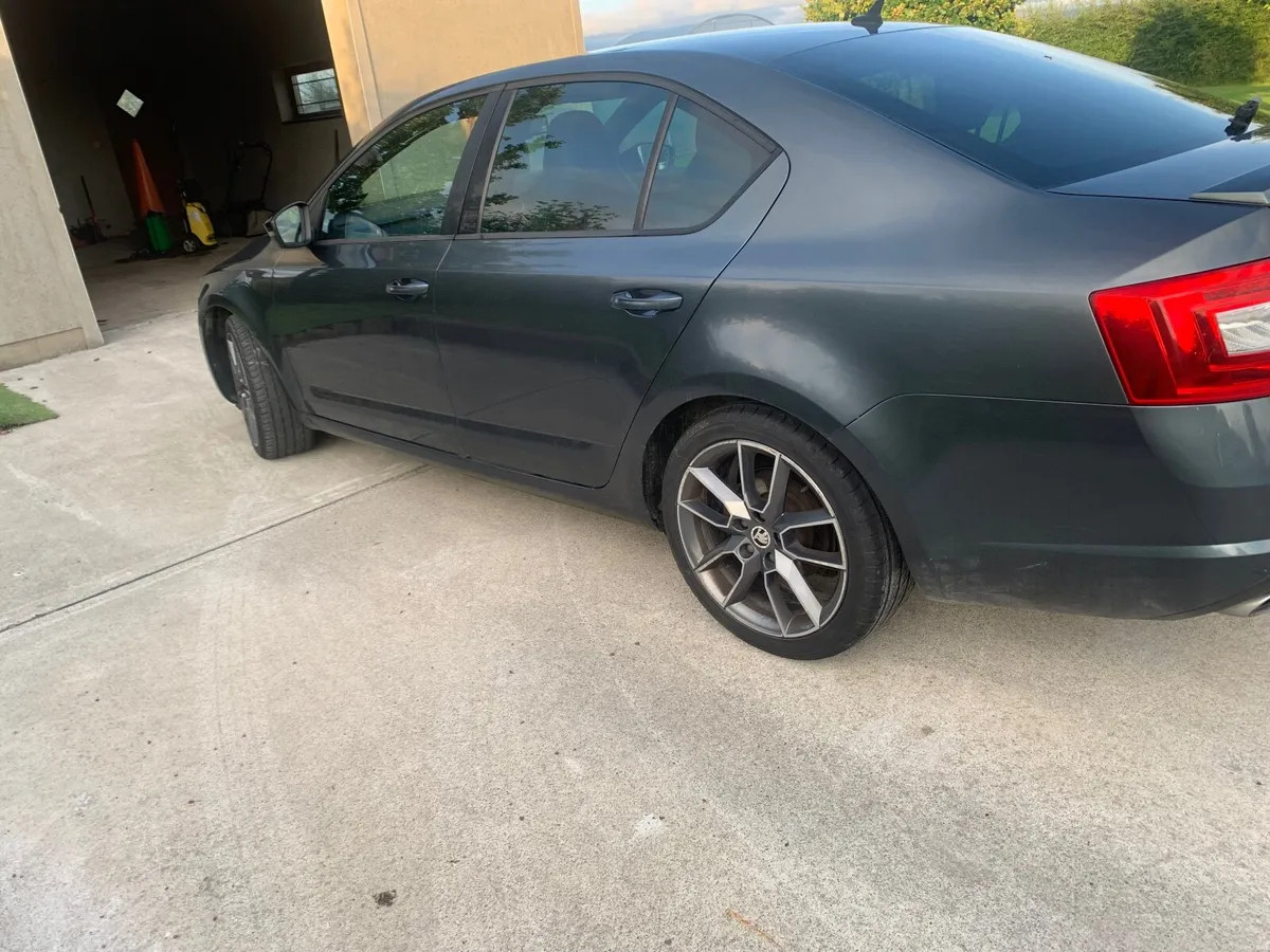 Skoda Octavia 2014 VRS - Image 6