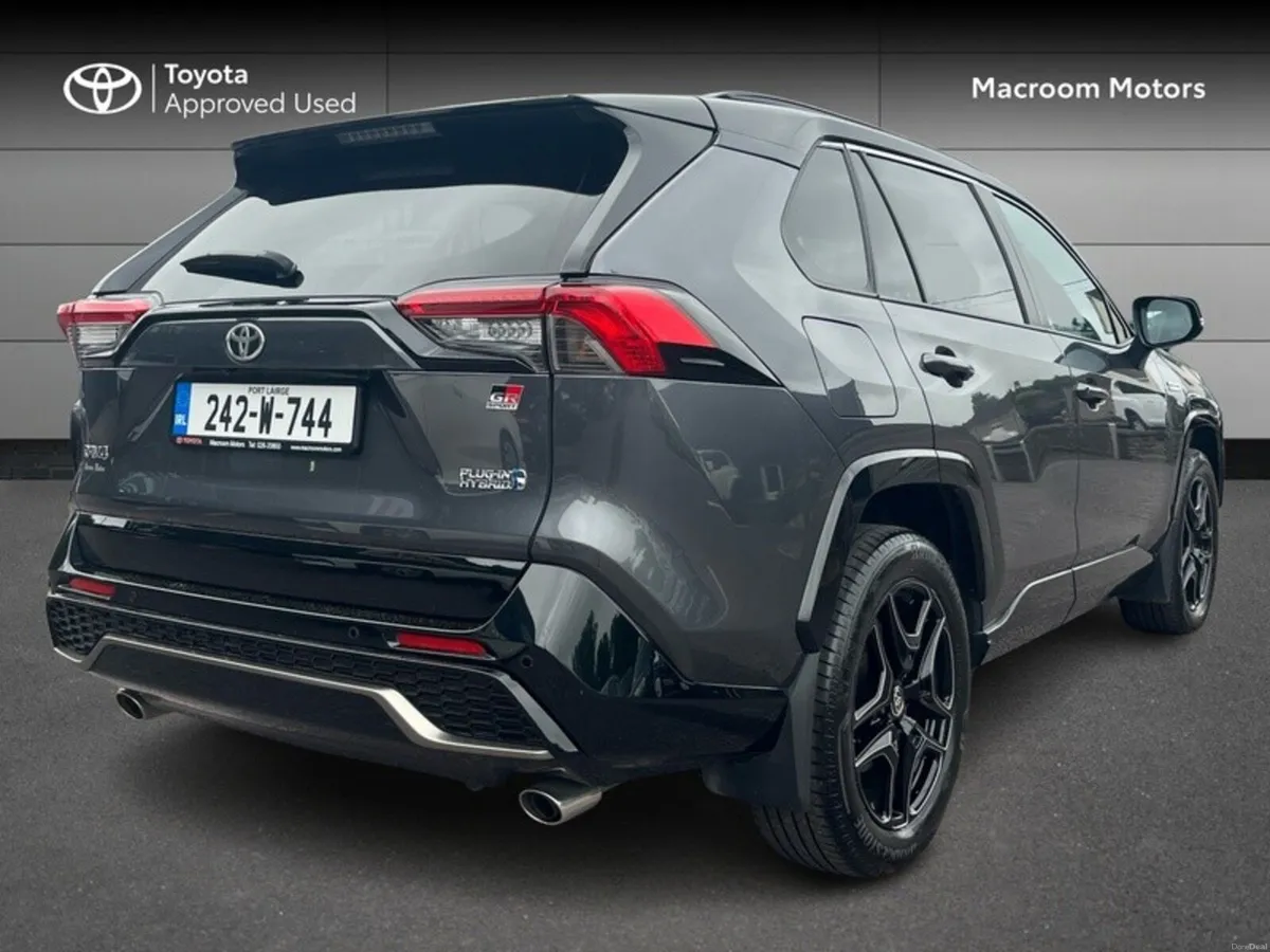 Toyota RAV4 RAV4 PLUG-IN HYB GR SPORT - Image 2