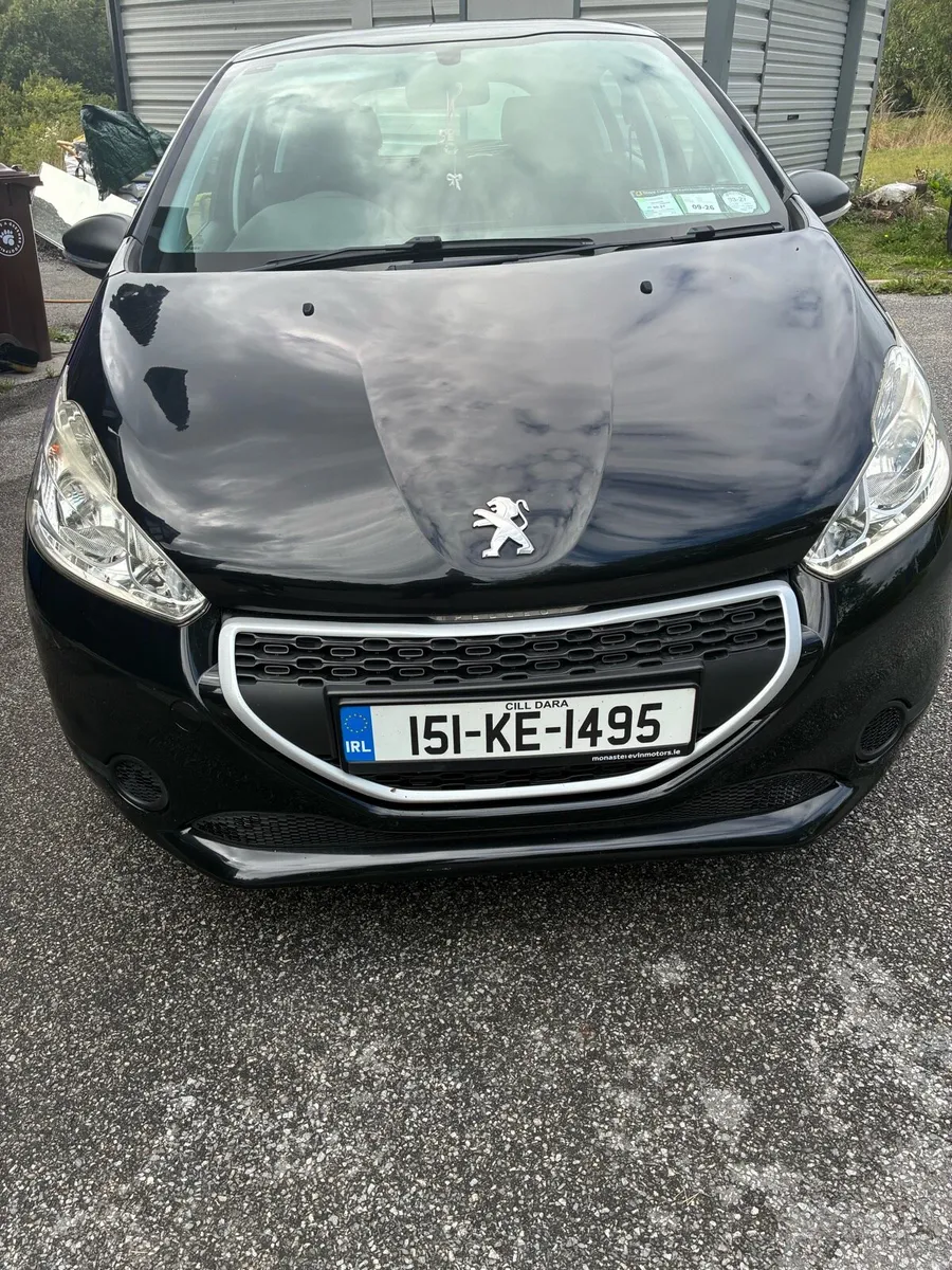 Peugeot 208 - Image 2
