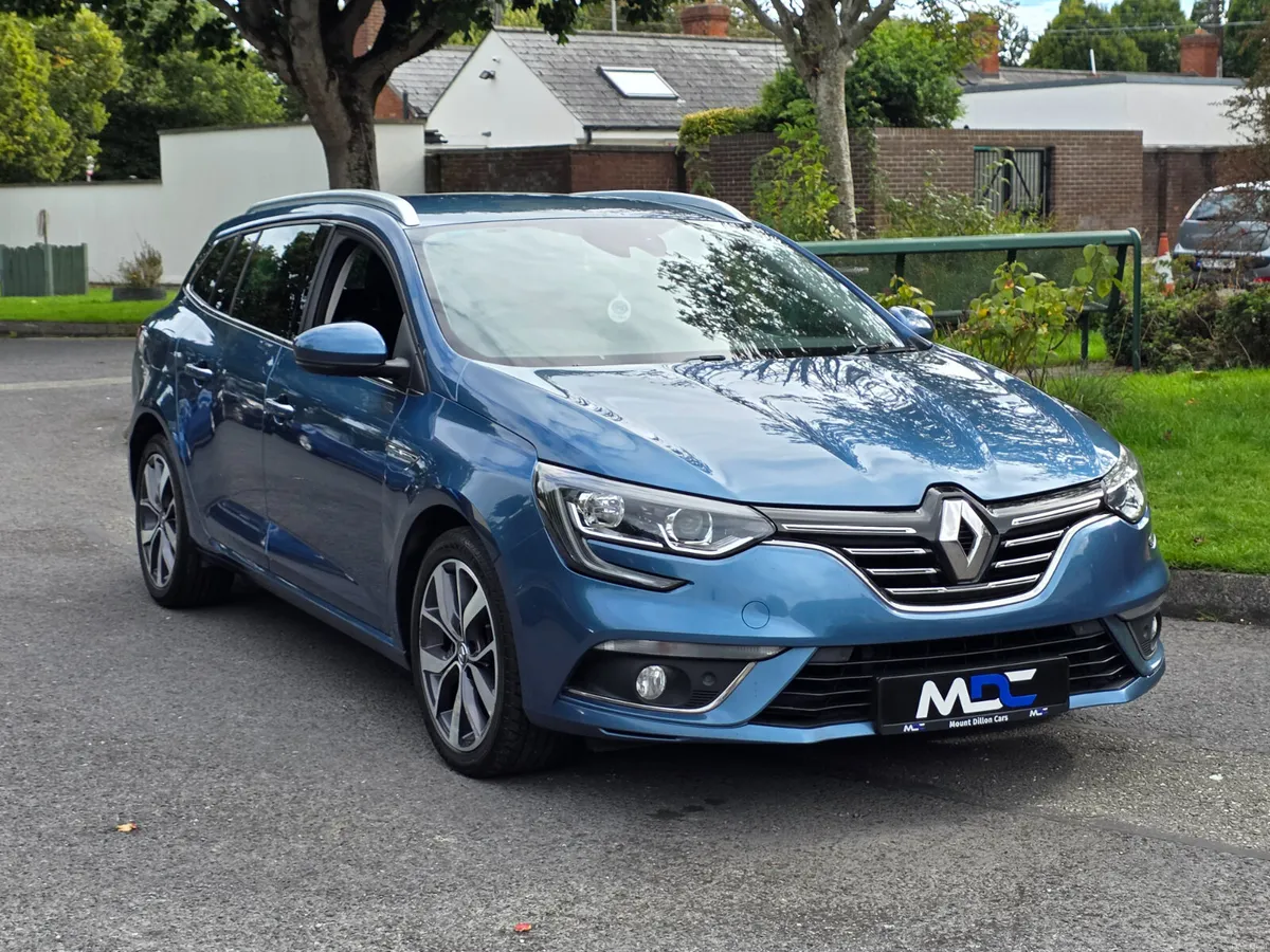2017 Renault Megane Sport Tourer Dynamique Nav - Image 3