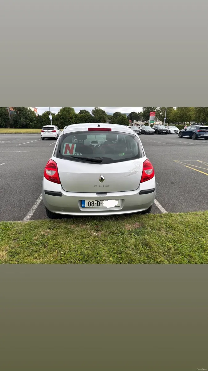 08 Renault Clio - Image 2