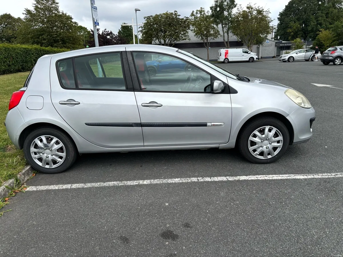 08 Renault Clio - Image 4