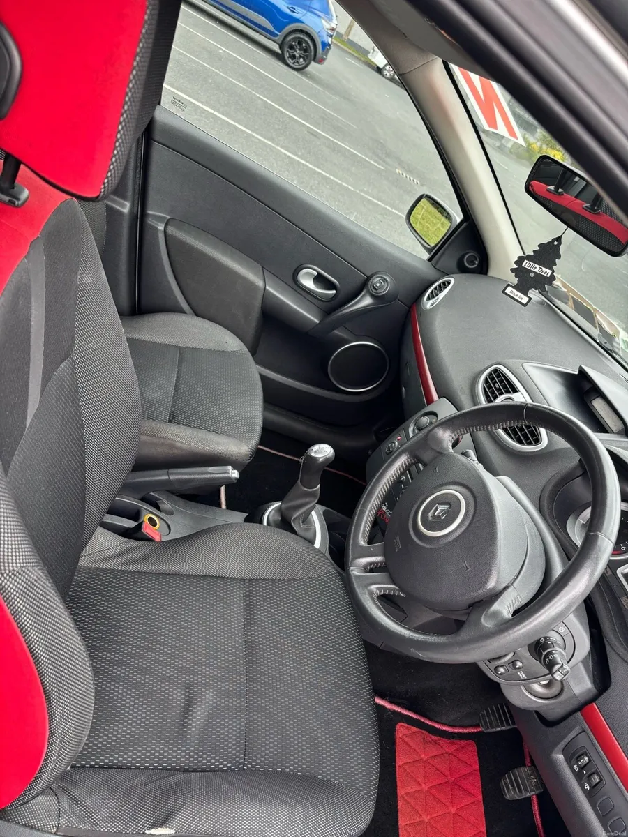 08 Renault Clio - Image 6