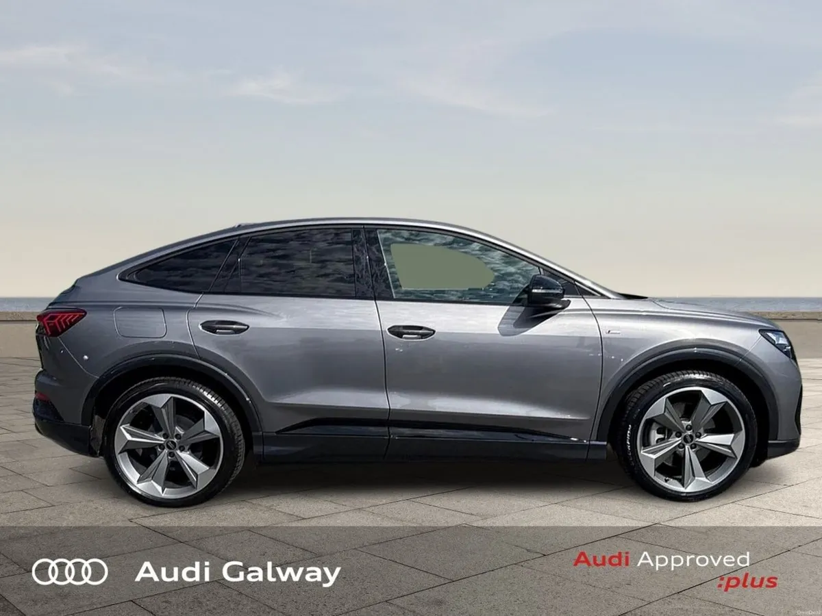 Audi Q4 e-tron €566 p/m - (2026) 45 BLACK EDITION - Image 5