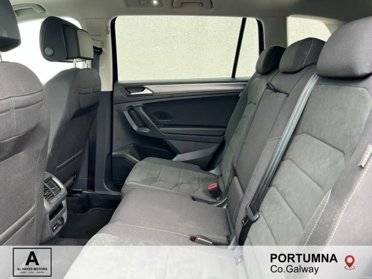 Volkswagen Tiguan Allspace AUTOMATIC ELEGANCE 2.0T - Image 6
