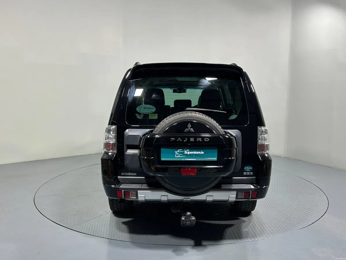 Mitsubishi Pajero 3.2 High Spec Auto 7 Seater 141 - Image 6